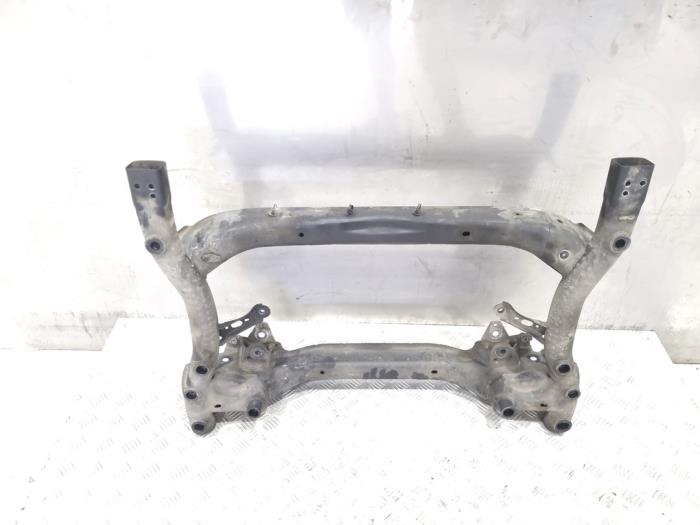 Gebruikte Subframe Mercedes C Estate (S205) C-220d 2.0 Turbo 16V Prijs € 194,00 Margeregeling aangeboden door GEJO Revisie & Onderdelen BV