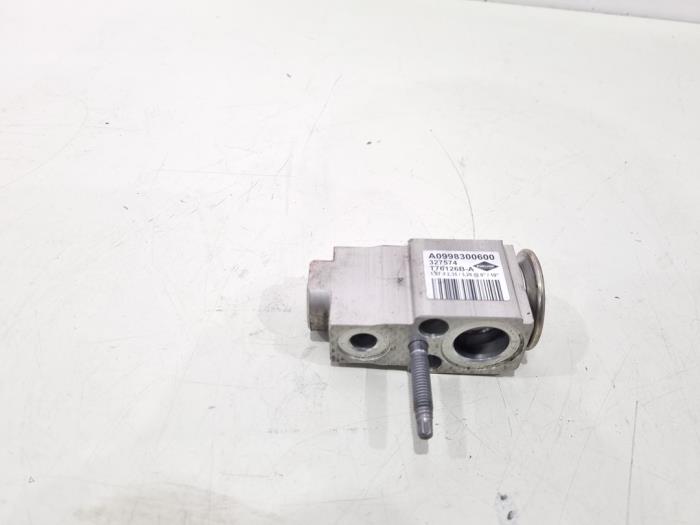 Gebruikte Expansieklep airco Mercedes C Estate (S205) C-220d 2.0 Turbo 16V Prijs € 40,00 Margeregeling aangeboden door GEJO Revisie & Onderdelen BV