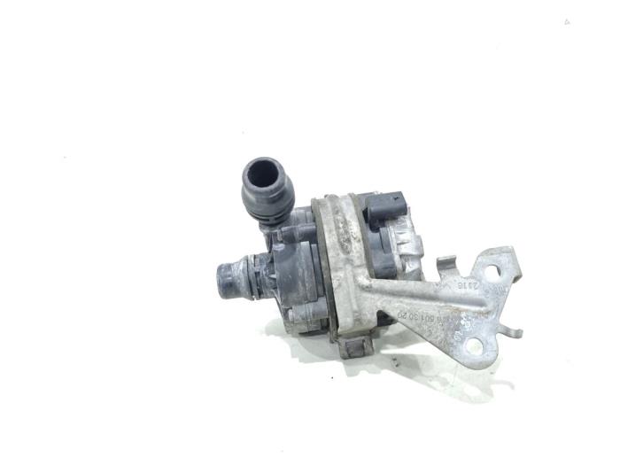 Gebruikte Waterpomp Mercedes C Estate (S205) C-220d 2.0 Turbo 16V Prijs € 30,00 Margeregeling aangeboden door GEJO Revisie & Onderdelen BV