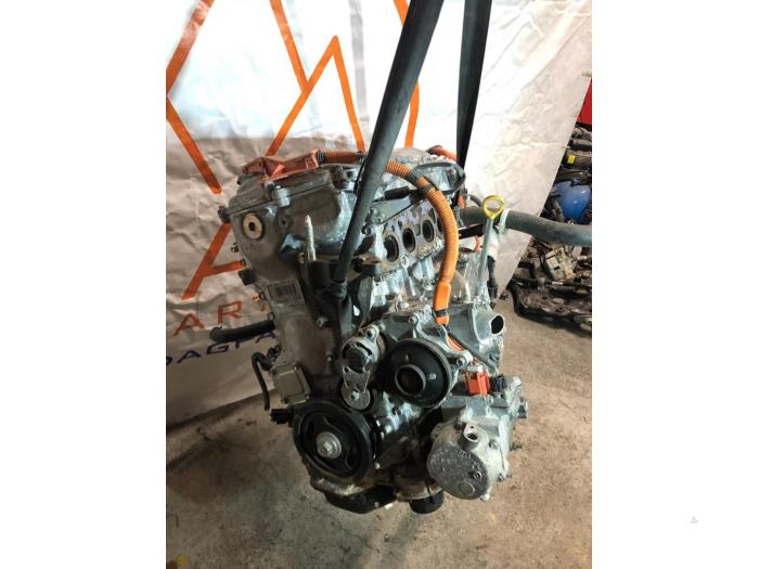 Motor van een Toyota RAV4 (A4) 2.5 Hybrid 16V VVT-i 4x2 2017