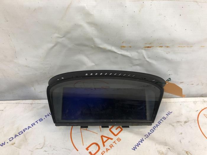 Gebruikte Display Interieur BMW 3 serie (E93) 335i 24V Prijs € 150,00 Margeregeling aangeboden door Dag Parts