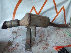 Gebruikte Katalysator Renault Master III (FV) 2.3 dCi 100 16V RWD Prijs € 450,00 Margeregeling aangeboden door DagParts