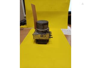 Gebruikte ABS Pomp Renault Master III (MA/MB/MC/MD/MH/MF/MG/MH) 2.3 dCi 16V Prijs € 150,00 Margeregeling aangeboden door DagParts