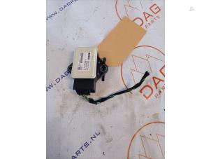 Gebruikte Airbag Sensor Mercedes Sprinter 3,5t (906.63) 316 CDI 16V 4x4 Prijs € 40,00 Margeregeling aangeboden door DagParts