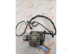 Gebruikte Dynamo Volkswagen Golf VII (AUA) 1.0 TSI 12V BlueMotion Prijs € 70,00 Margeregeling aangeboden door DagParts