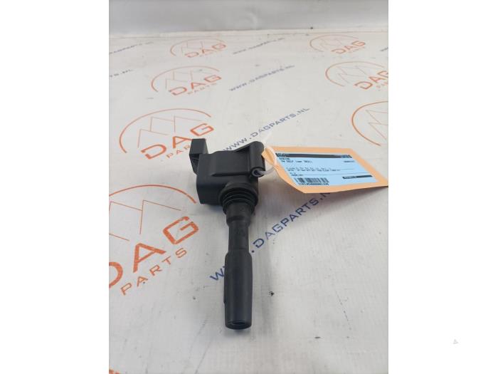 Gebruikte Bobine Volkswagen Golf VIII (CD1) 1.5 eTSI 16V Prijs € 20,00 Margeregeling aangeboden door Dag Parts