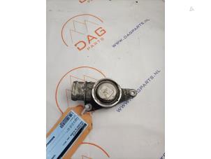 Gebruikte Carterventilatie Mercedes ML III (166) 2.1 ML-250 CDI 16V BlueTEC 4-Matic Prijs € 35,00 Margeregeling aangeboden door DagParts