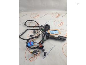 Gebruikte Bedrading Compleet Elektrisch Volkswagen Golf VII (AUA) 1.0 TSI 12V Prijs € 30,00 Margeregeling aangeboden door DagParts