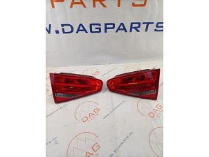 Gebruikte Achterlicht links Audi A4 (B8) 2.0 eTDI 16V Prijs € 40,00 Margeregeling aangeboden door DagParts