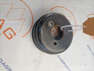 Gebruikte Poelie Waterpomp Landrover Range Rover Sport (LS) 3.0 S TDV6 Prijs € 25,00 Margeregeling aangeboden door DagParts