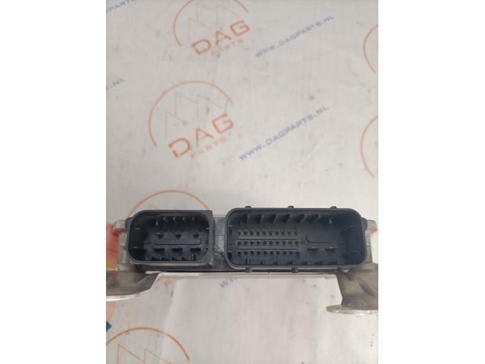 Gebruikte Computer Diversen BMW 3 serie (E93) 335i 24V Prijs € 250,00 Margeregeling aangeboden door Dag Parts