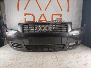 Gebruikte Voorbumper Audi A3 Quattro (8P1) 3.2 24V FSI Prijs € 250,00 Margeregeling aangeboden door DagParts