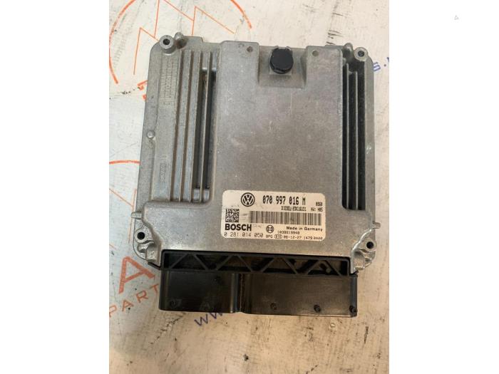 Gebruikte Computer Motormanagement Volkswagen Transporter/Caravelle T5 2.5 TDi Prijs € 175,00 Margeregeling aangeboden door Dag Parts
