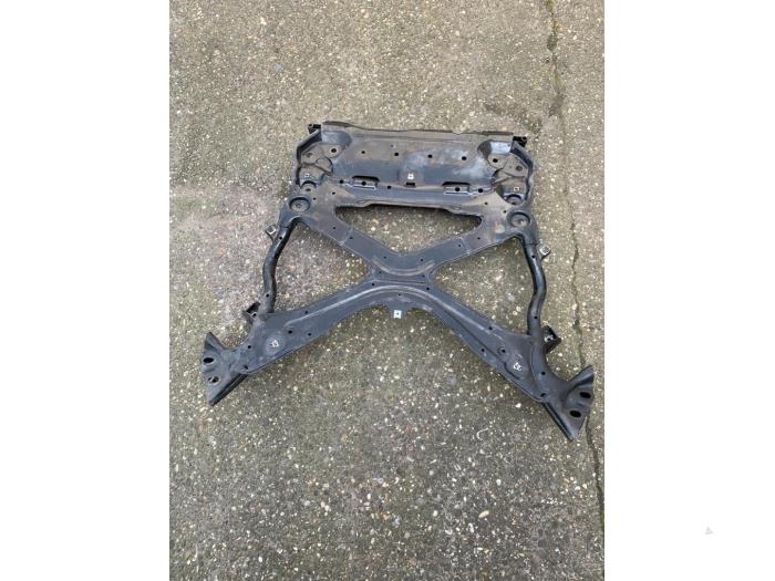 Gebruikte Subframe Audi A4 Avant (B9) 3.0 TDI V6 24V Quattro Prijs € 225,00 Margeregeling aangeboden door Dag Parts