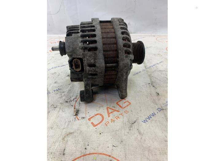 Gebruikte Dynamo Nissan Qashqai (J10) 2.0 dCi Prijs € 50,00 Margeregeling aangeboden door Dag Parts