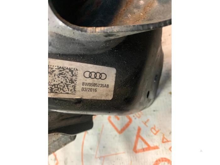 Subframe van een Audi A4 Avant (B9) 3.0 TDI V6 24V Quattro 2019