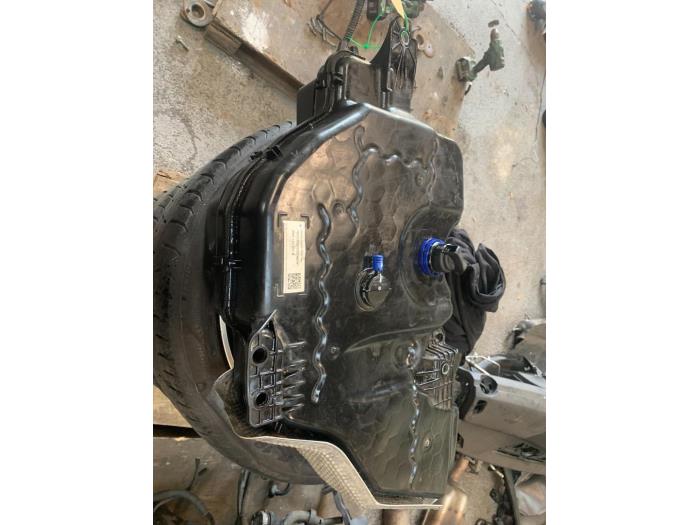 Gebruikte Adblue tank Volkswagen Tiguan (5N1/2) 2.0 TDI 16V 4Motion Prijs € 275,00 Margeregeling aangeboden door Dag Parts