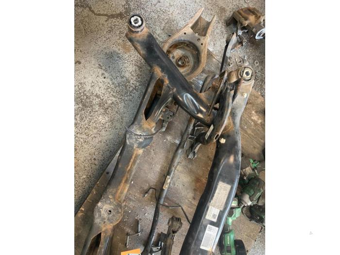 Subframe van een Volkswagen Tiguan (5N1/2) 2.0 TDI 16V 4Motion 2016