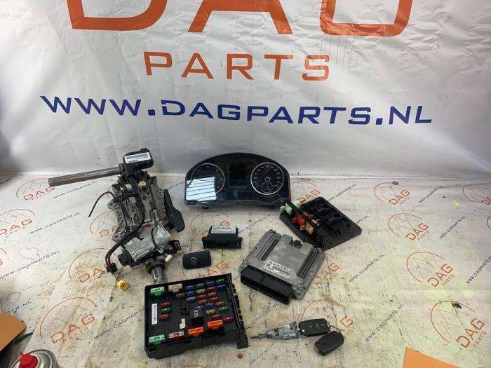 Gebruikte Inspuitcomputer Volkswagen Tiguan (5N1/2) 2.0 TDI 16V 4Motion Prijs € 800,00 Margeregeling aangeboden door Dag Parts