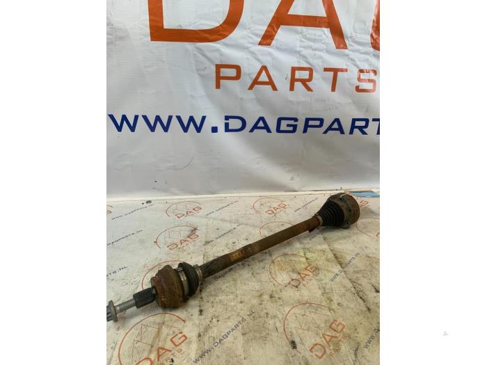 Gebruikte Steekas rechts-achter Volkswagen Tiguan (5N1/2) 2.0 TDI 16V 4Motion Prijs € 85,00 Margeregeling aangeboden door Dag Parts