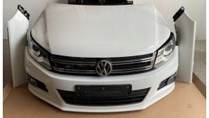 Gebruikte Voorkop compleet Volkswagen Tiguan (5N1/2) 2.0 TDI 16V 4Motion Prijs € 5.250,00 Margeregeling aangeboden door DagParts