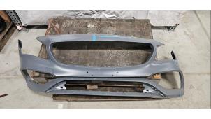 Gebruikte Voorbumper Mercedes A (W176) 1.6 A-200 16V Prijs € 200,00 Margeregeling aangeboden door DagParts