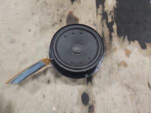 Gebruikte Luidspreker Volkswagen Golf VII (AUA) 1.2 TSI 16V Prijs € 10,00 Margeregeling aangeboden door DagParts