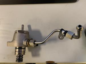 Gebruikte Hogedrukpomp Seat Leon (5FB) 2.0 TSI Cupra 290 16V Prijs € 100,00 Margeregeling aangeboden door DVZ Carparts