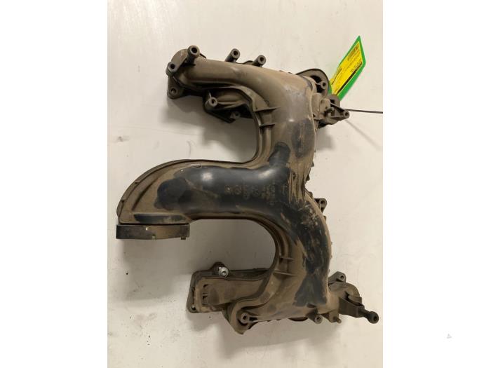 Gebruikte Spruitstuk Inlaat Audi A4 Avant (B7) 2.0 TDI Prijs € 50,00 Margeregeling aangeboden door DVZ Carparts