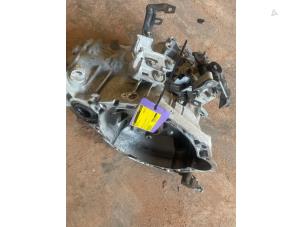 Gebruikte Versnellingsbak Hyundai i30 (GDHB5) 1.4 16V Prijs € 350,00 Margeregeling aangeboden door DVZ Carparts