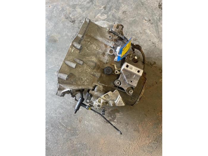 Gebruikte Versnellingsbak Citroen DS 3 Cabrio (SB) 1.2 12V PureTech 130 Prijs € 125,00 Margeregeling aangeboden door DVZ Carparts