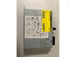 Gebruikte Multimedia aansluiting Peugeot 208 I (CA/CC/CK/CL) 1.2 Vti 12V PureTech Prijs € 157,50 Margeregeling aangeboden door DVZ Carparts