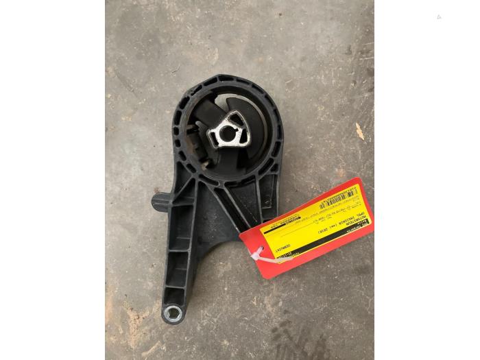 Gebruikte Motorsteun Opel Insignia 1.6 CDTI 16V Prijs € 25,00 Margeregeling aangeboden door DVZ Carparts