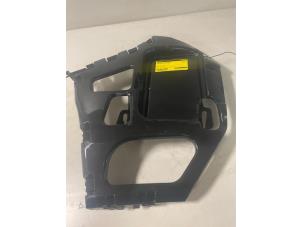 Gebruikte Bumpersteun links-achter BMW 2-Serie Prijs € 39,99 Margeregeling aangeboden door DVZ Carparts