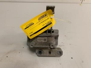 Gebruikte Motorsteun Volkswagen Polo VI (AW1) 1.0 MPi 12V Prijs € 24,95 Margeregeling aangeboden door DVZ Carparts