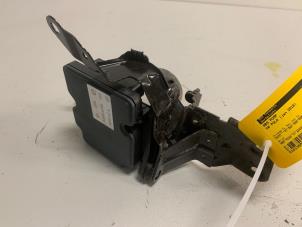 Gebruikte ABS Pomp Volkswagen Polo VI (AW1) 1.0 MPi 12V Prijs € 19,99 Margeregeling aangeboden door DVZ Carparts