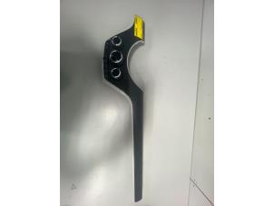 Gebruikte Kachel Bedieningspaneel Mini Countryman (F60) 2.0 16V Cooper S ALL4 Prijs € 199,99 Margeregeling aangeboden door DVZ Carparts