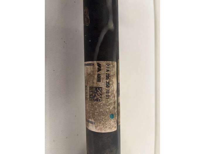 Gebruikte Aandrijfas rechts-achter Mercedes C (W205) C-220d 2.0 Turbo 16V Prijs € 99,99 Inclusief btw aangeboden door DVZ Carparts
