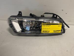 Gebruikte Mistlamp rechts-voor Volkswagen Polo V (6R) 1.4 16V Prijs € 25,00 Margeregeling aangeboden door DVZ Carparts