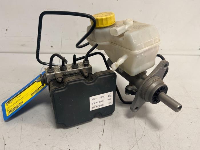 Gebruikte ABS Pomp Volkswagen Polo V (6R) 1.8 GTI 16V Prijs € 18,00 Margeregeling aangeboden door DVZ Carparts