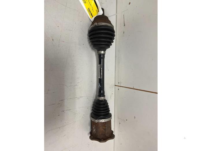 Gebruikte Steekas links-voor Seat Leon ST (5FF) 2.0 TDI FR 16V Prijs € 69,00 Margeregeling aangeboden door DVZ Carparts