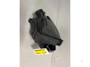 Gebruikte Luchtfilterhuis Ford Focus 4 Wagon 1.0 Ti-VCT EcoBoost 12V 125 Prijs € 72,59 Inclusief btw aangeboden door DVZ Carparts