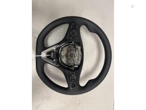 Gebruikte Stuurwiel Opel Corsa F (UB/UH/UP) 1.2 12V 75 Prijs € 149,98 Inclusief btw aangeboden door DVZ Carparts