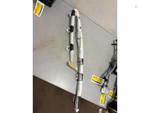 Gebruikte Airbag hemel rechts Opel Corsa F (UB/UH/UP) 1.2 Turbo 12V 100 Prijs € 59,96 Inclusief btw aangeboden door DVZ Carparts