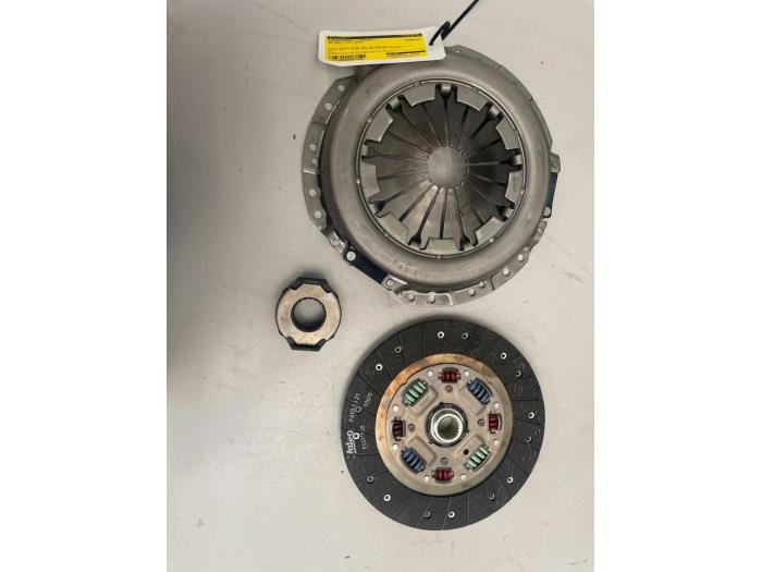 Gebruikte Koppelingsset (compleet) Volkswagen Polo VI (AW1) 1.0 TSI 12V Prijs € 90,00 Margeregeling aangeboden door DVZ Carparts