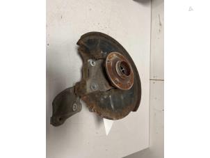 Gebruikte Fusee houder links-achter Audi RS 3 Sportback (8VA/8VF) 2.5 TFSI 20V Quattro Prijs € 55,00 Margeregeling aangeboden door DVZ Carparts