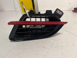 Gebruikte Luchtrooster Dashboard Opel Corsa F (UB/UH/UP) 1.2 Turbo 12V 100 Prijs € 29,98 Inclusief btw aangeboden door DVZ Carparts
