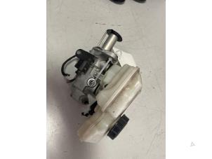 Gebruikte Hoofdremcilinder Audi A3 Limousine (8VS/8VM) 2.0 TDI 16V Quattro Prijs € 29,99 Margeregeling aangeboden door DVZ Carparts