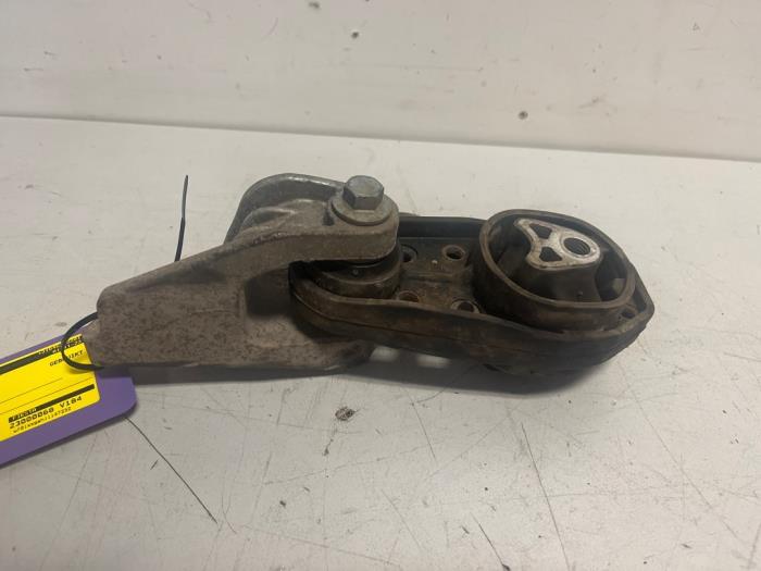 Gebruikte Motorsteun Ford Fiesta 7 1.1 Ti-VCT 12V 75 Prijs € 27,23 Inclusief btw aangeboden door DVZ Carparts