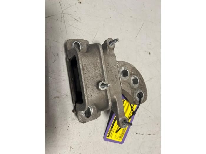 Gebruikte Motorsteun Ford Fiesta 7 1.1 Ti-VCT 12V 75 Prijs € 15,73 Inclusief btw aangeboden door DVZ Carparts